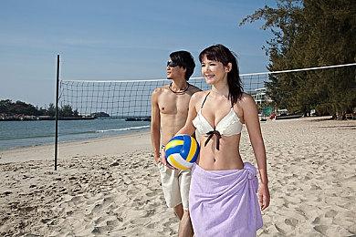 《怪物猎人崛起：曙光》裸眼3D广告 “爵银龙”霸气来袭